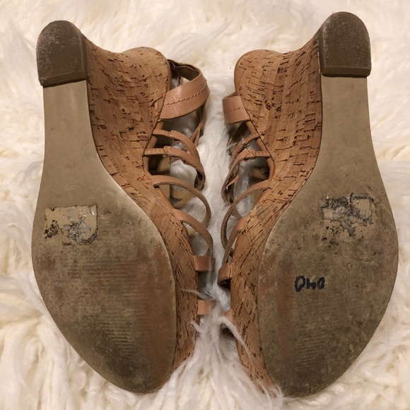 GUESS Wedges - Picture 6 of 6